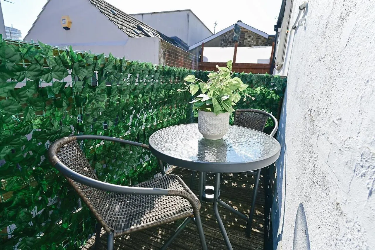 The Monopoly Breeze House - Your Dream Getaway With Wet Room In The Heart Of Brighton